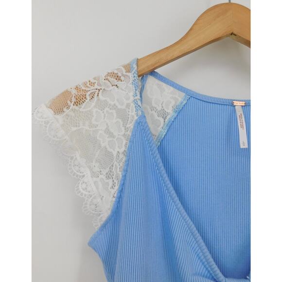 NWT Free People Women's Blue Let's Talk Baby Tee Top Size Large Coquette - Picture 5 of 8